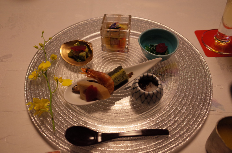 料理旅館で提供された会席料理の前菜